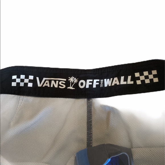 Vans Off The Wall Surf Board Shorts - Picture 2 of 4